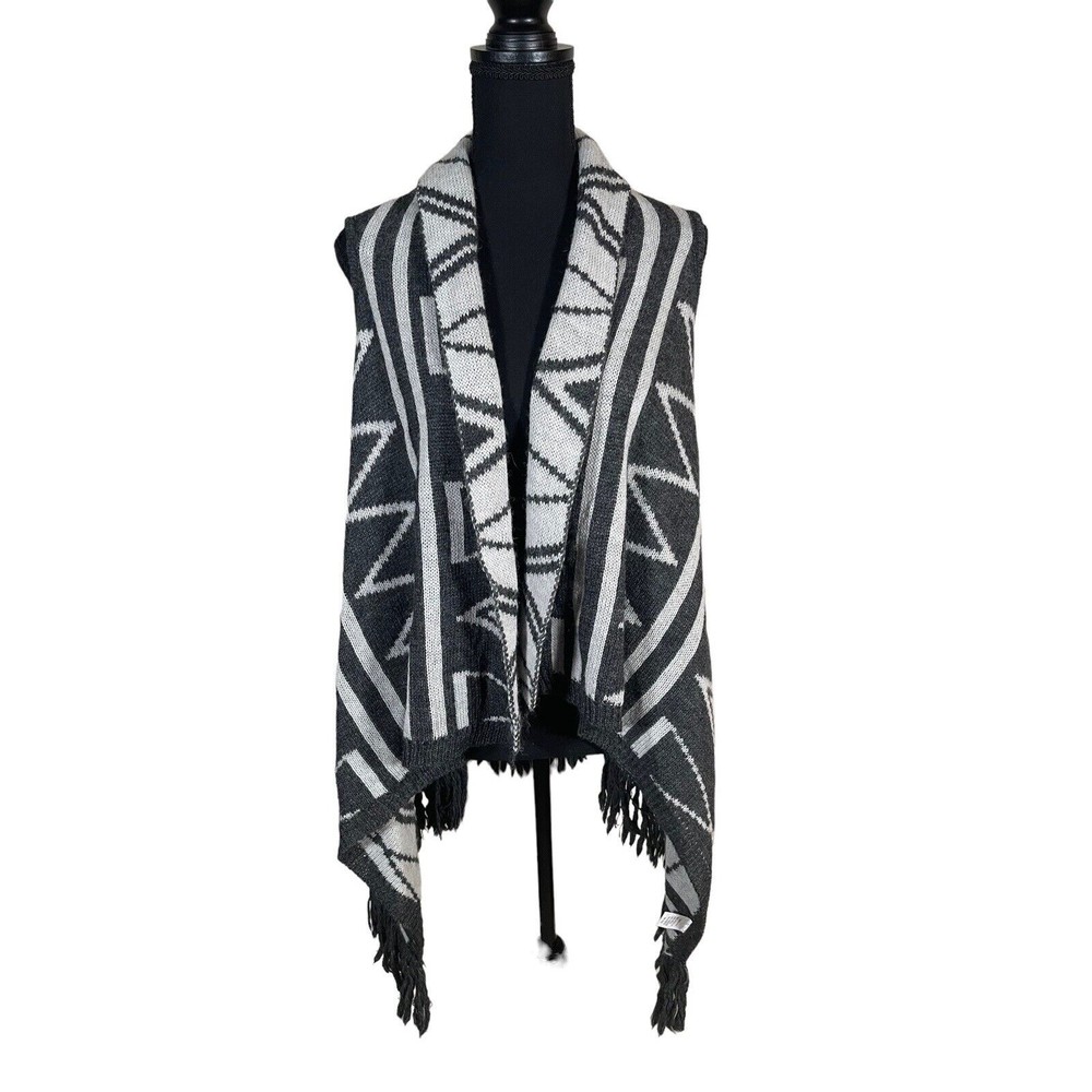 San Lorenzo Open‎ Front Cardigan Women's Size S Gray/White Chevron Print Fringe